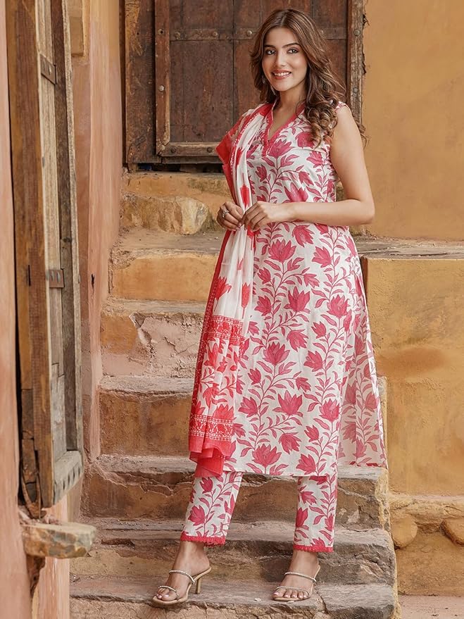 Women’s Blend Printed Straight Kurta with Pant & Dupatta - Image 3